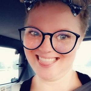 Meet your Posher, Desaray